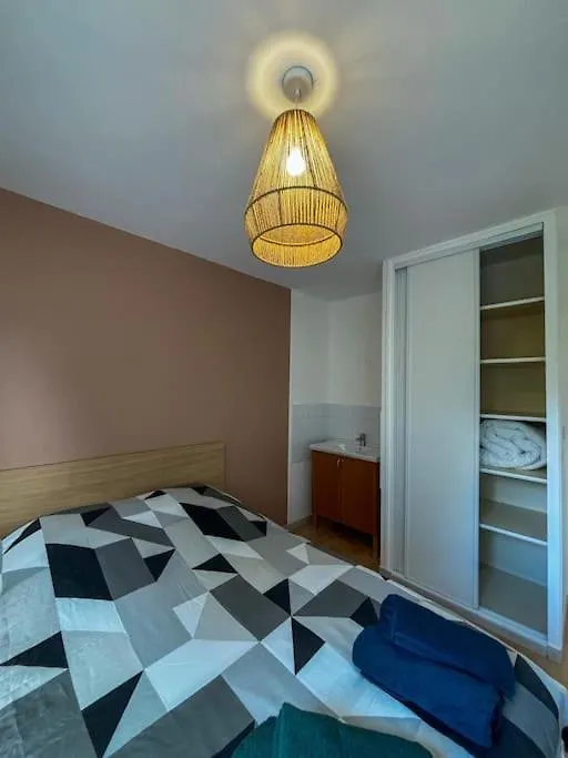Lagnieu Chez Lucie Apartment 0*,